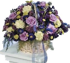 Mixed Basket Arrangement